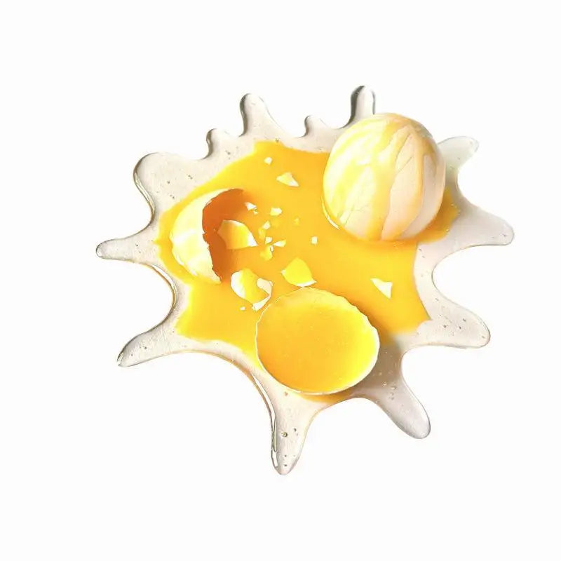 Funny Crushed Broken Egg Desk Cell Phone Holder Creative Parody Prank Stress Relief Toys Stand Home Ornament Decoration Props Qme A1