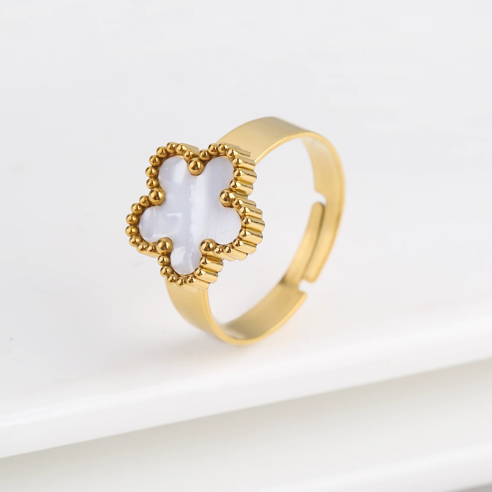 Hot Sale Stainless Steel Five-Leaf Flower Opening Adjustable Ring For Female Male Wedding Party Finger Jewelry Gifts Clover Qme G resizable