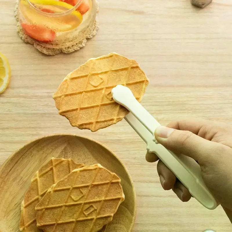 Creative Japanese Cat Paw Shape Silicone Mini Snack Food Tongs Non-slip Handles BBQ Bread Clip Kitchen Accessories Qme