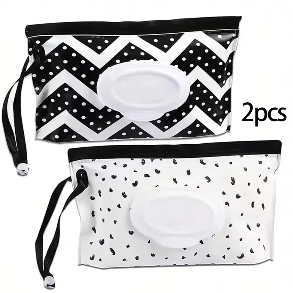1PCS/2PCS Wet Wipe Bag With Pull-Out Flip Cover, Wet Tissue Bag For Bedside Placement, Handheld, Portable For Going Out Qme black and white