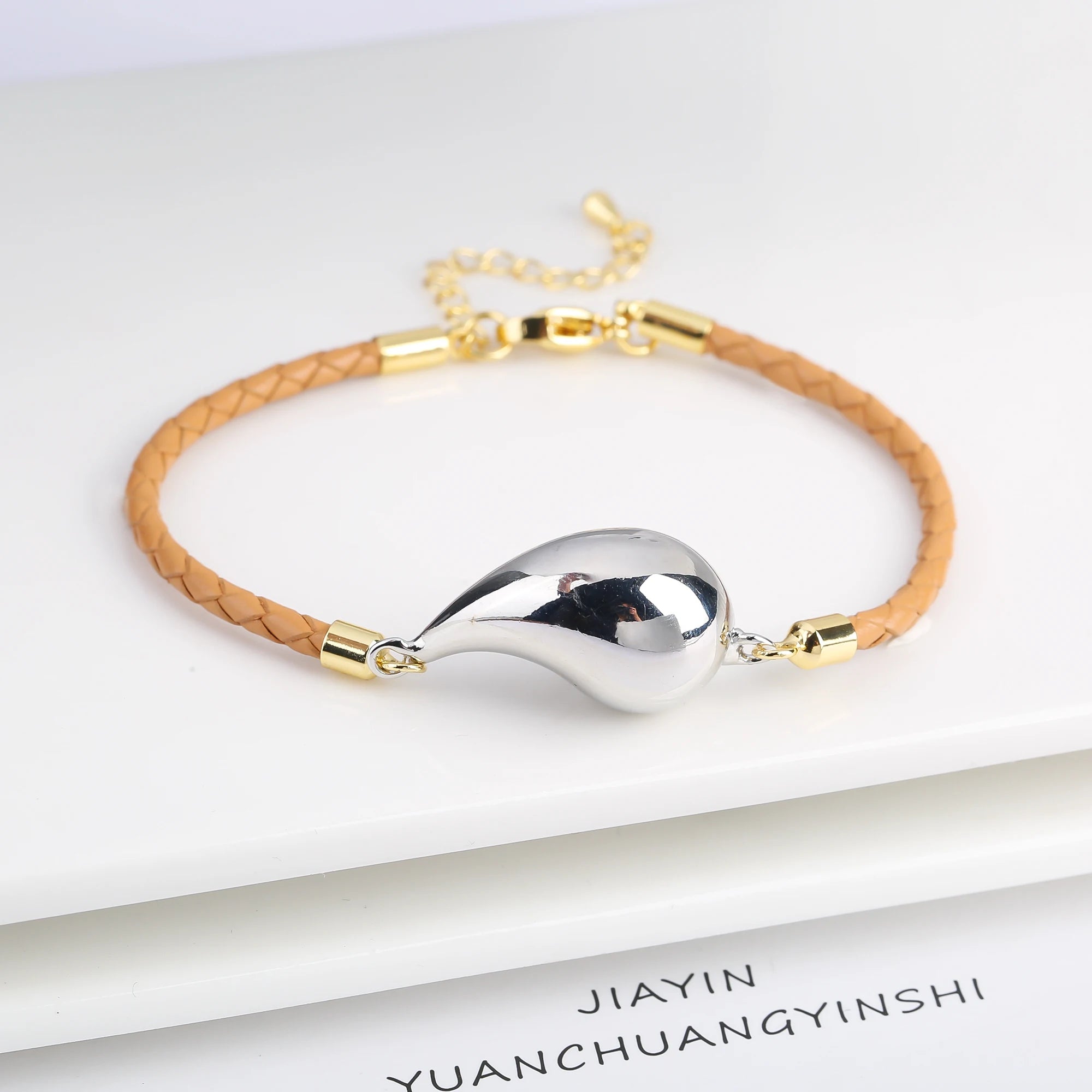 Simple Gold Plated Comma Leather Braided Adjustable Bracelet Fashion Women Water Drop Bracelet for Party Jewelry Gift Daily Wear Qme Color 9