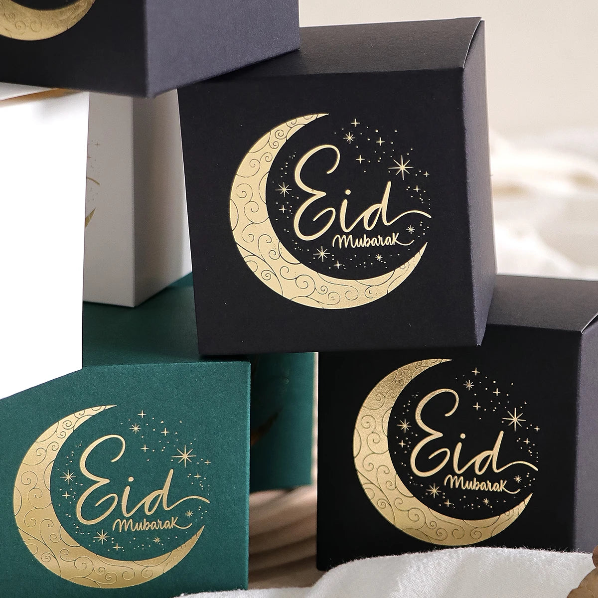 Set of 10Black, White and Green Eid Greetings Mini Gift Bags with Elegant Gold Crescent Design and Star Decoration Perfect for Qme