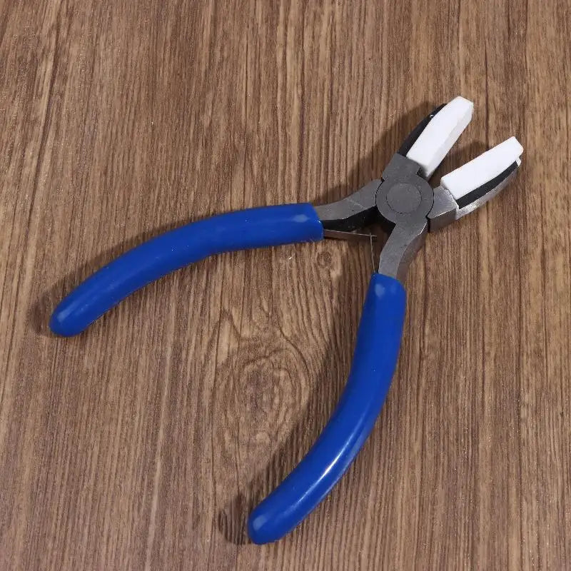 Nylon Jaw Pliers Carbon Steel Craft Plat Nose Pliers DIY Tools For Beading Looping Shaping Wire Jewelry Making Qme A2