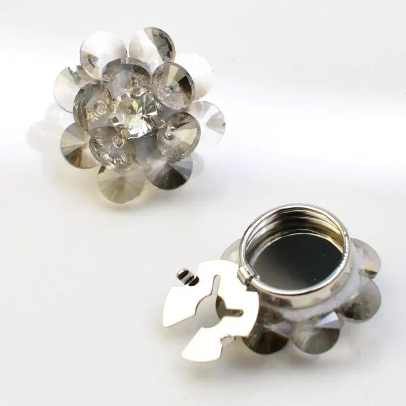 2PCS Rhinestone Flower Cufflinks For Women Suit Shirt Buttons Covers Fashion Jewelry Accessories Decoration Gifts Qme style 3