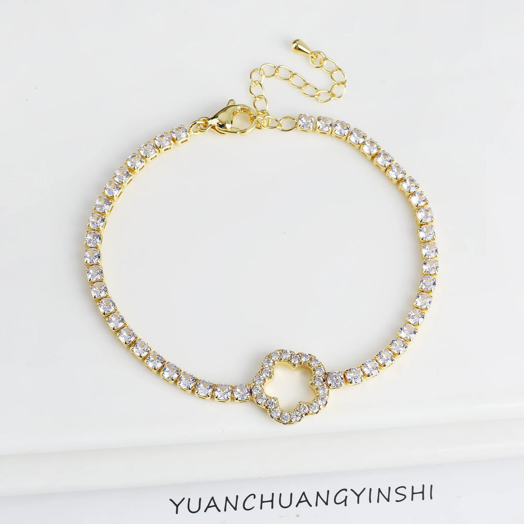 Gold/Silver/Rose Gold Shiny Cubic Zirconia Hollowed Out Five Leaf Flower Bracelet Simple for Woman Party Fashion Jewelry Clover Qme Gold