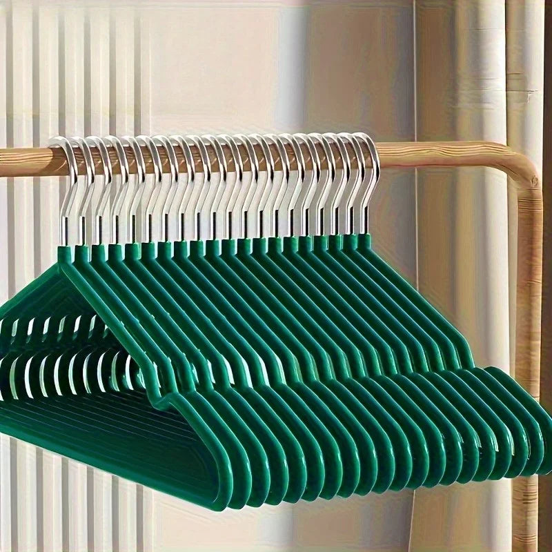 Non-Slip Plastic Clothes Hangers - Space Saving Hangers With Shoulder Grooves Qme