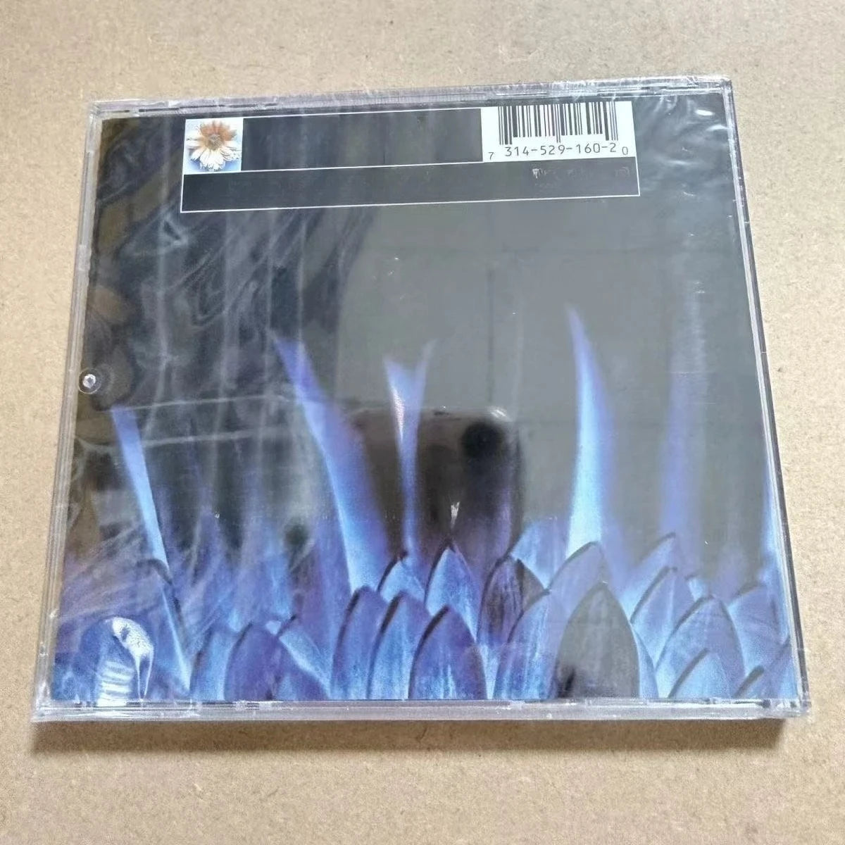 Industrial Rock Style Music CD, Monochrome Portrait Themed Album, High-Fidelity Audio Disc for Rock Fans, Home & Car Use Qme