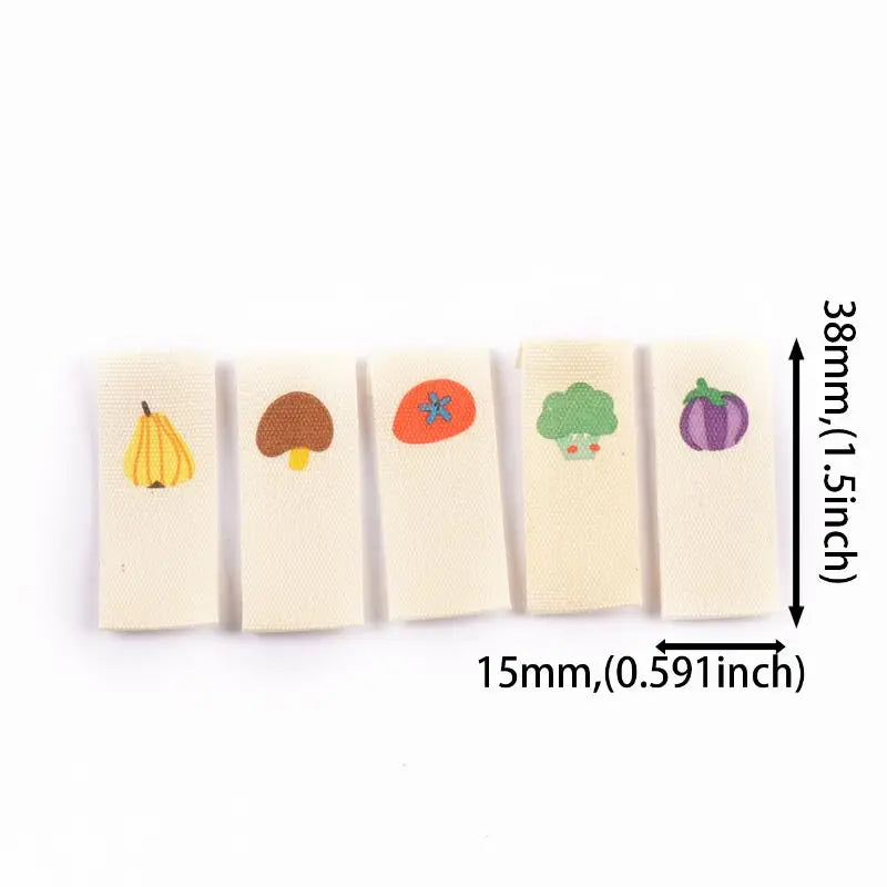 50pcs 15×38mm Mixed Pattern cotton Labels Persimmons mushrooms Pears Personalized Sewing Label DIY Clothing Decoration cp3810 Qme
