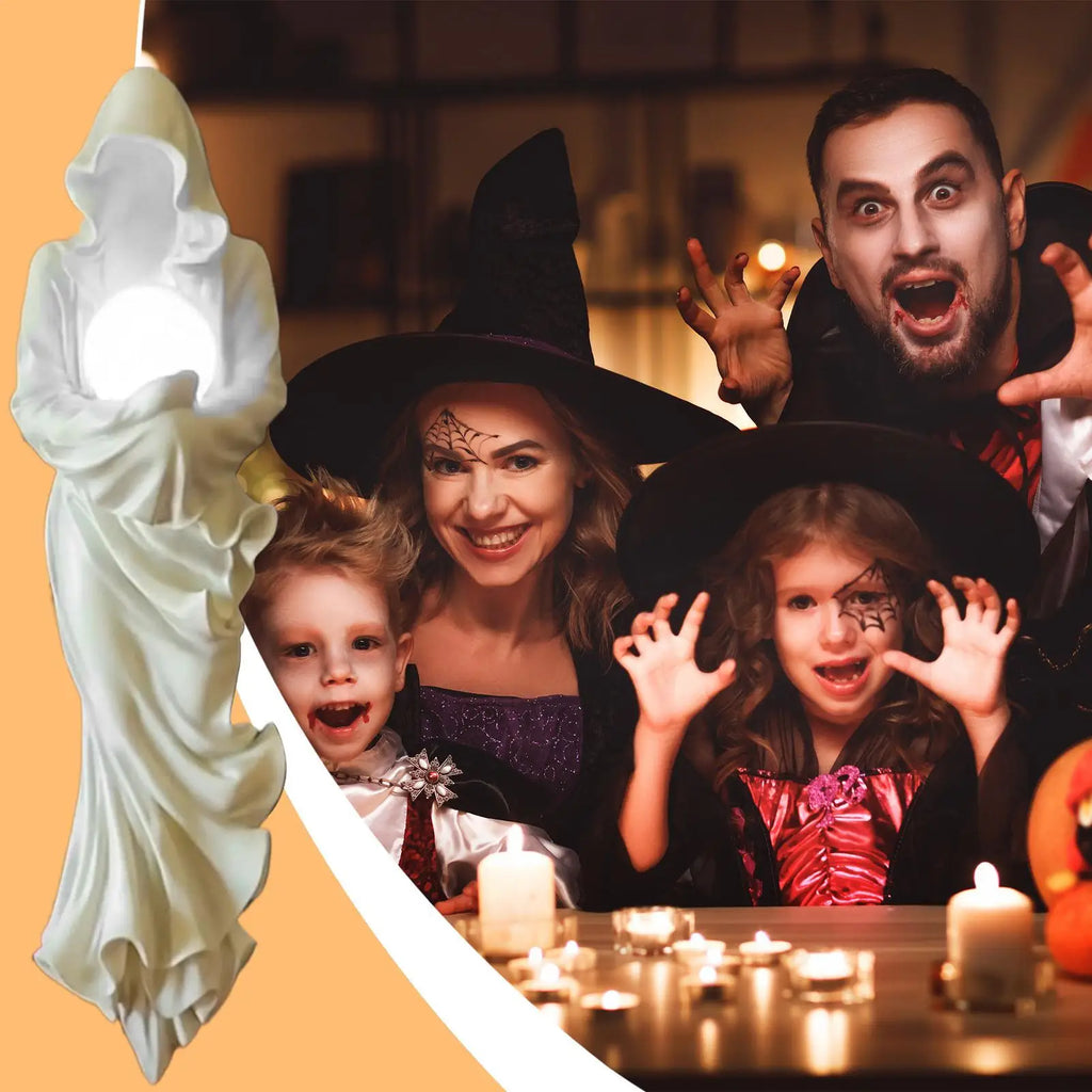 Halloween Ghost Figurine Decor Hugging Lamp Resin Gothic Ornaments Qme