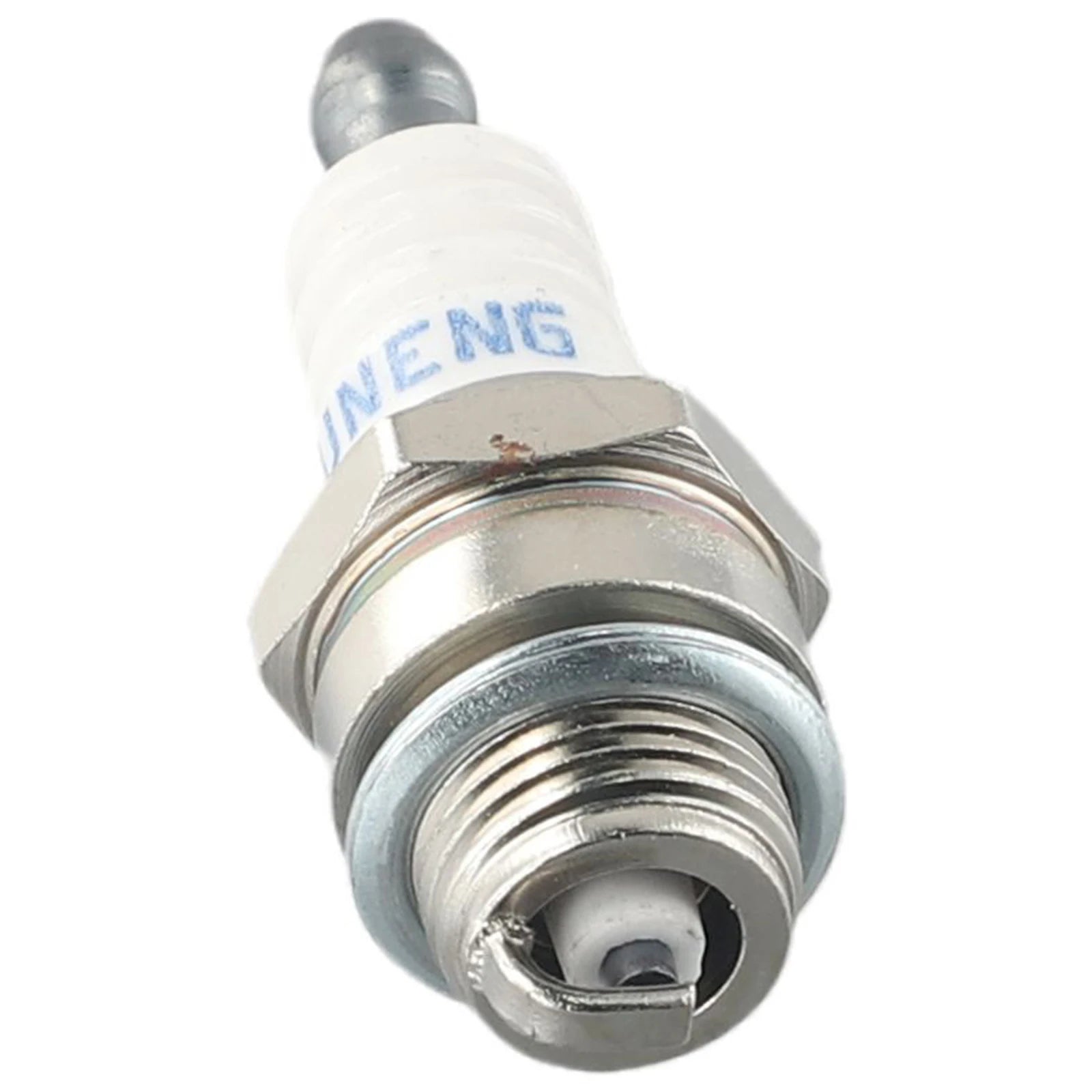 2 pcs Sparkle Plug Universal CJ8 Torch L6RTC L7RTC L8RTC L8RTF Engines Small Standard Generators Garden Power Tools Accessories Qme