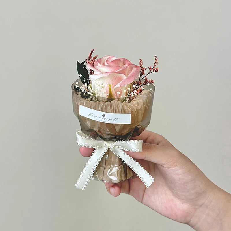 Mini Pocket-meeting Small Bouquet Rose Sunflower Eternal Flower Qme A1