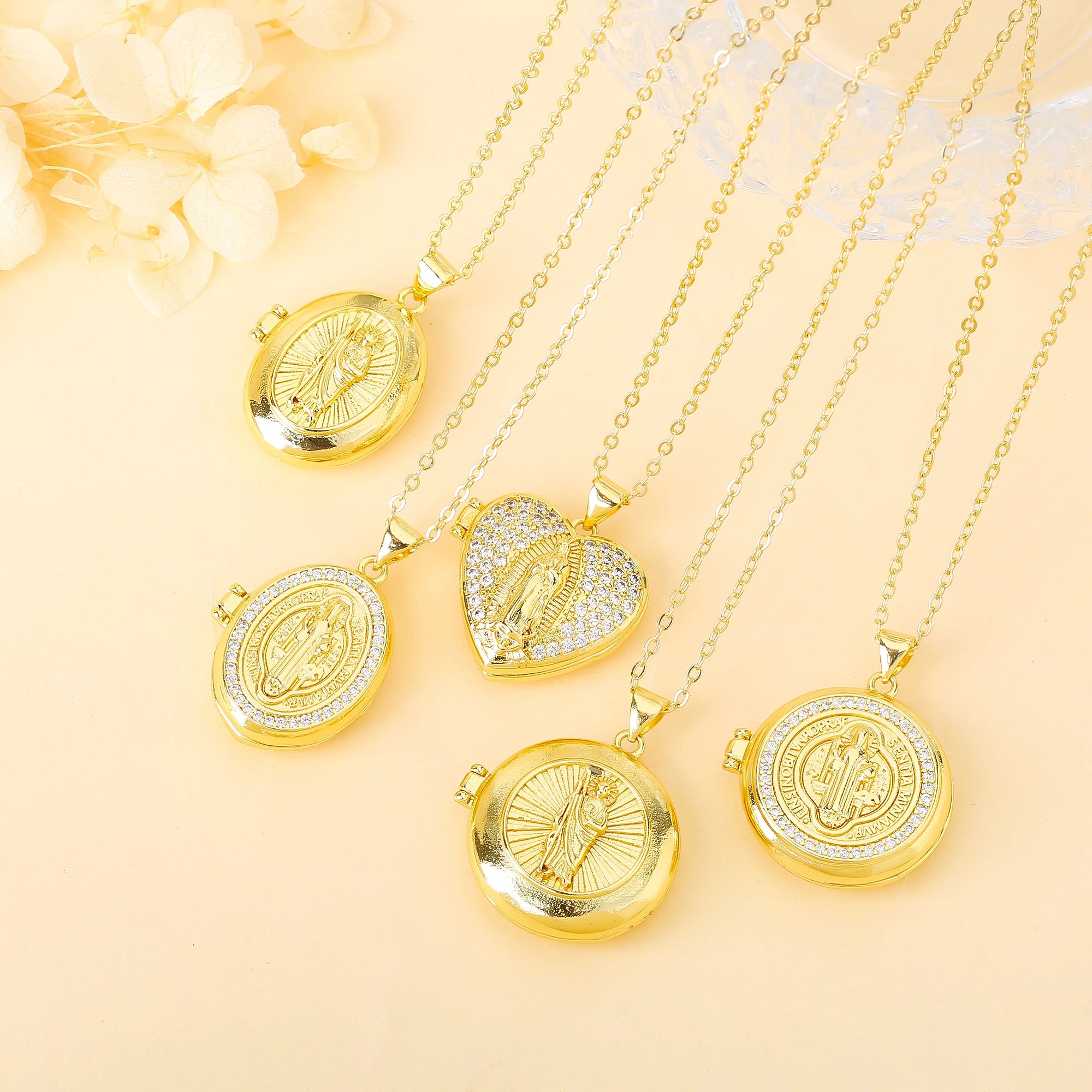 New Trendy Openable Religious Virgin Mary Saint Jude Zircon Photo Box Pendant Necklace for Female Male Daily Party Jewelry Qme
