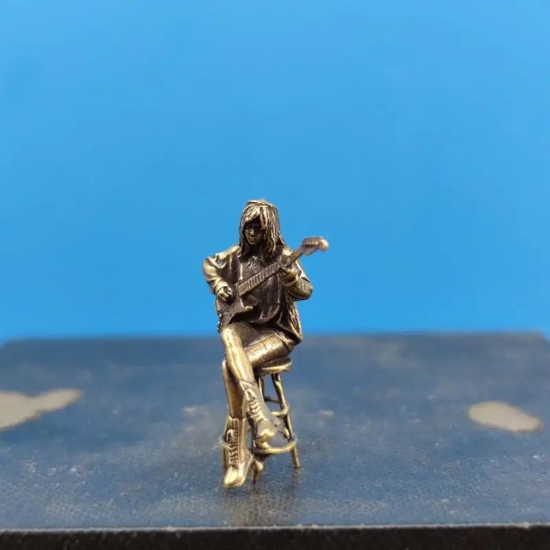 Retro Bar Female Guitarist Doll Figurine Vintage Brass Statue Model Mini Craft Figure Desktop Ornament Office Home Decoration Qme