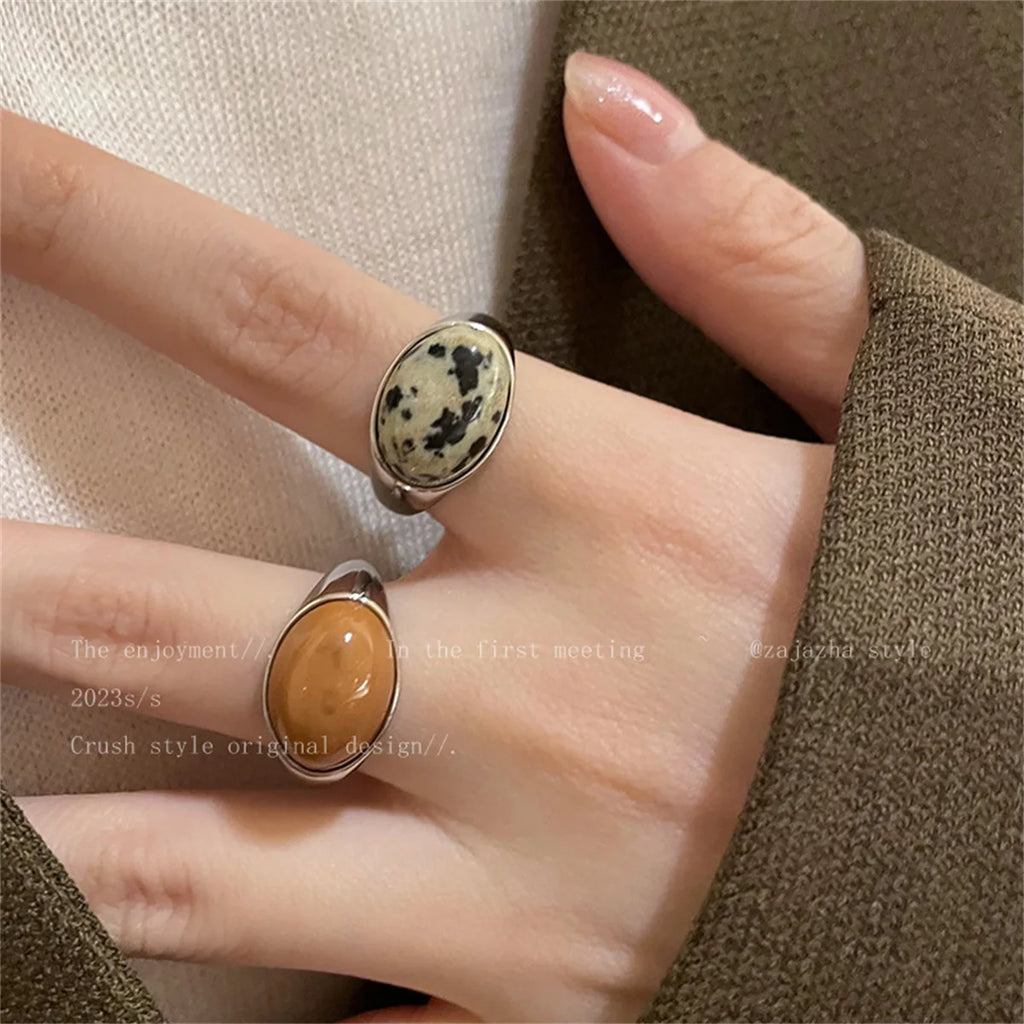 Vintage Open Ring for Ladies Simple Brown Stone Ring Luxury Irregular Retro Punk Rings Exquisite Engagement Jewelry Gifts Qme