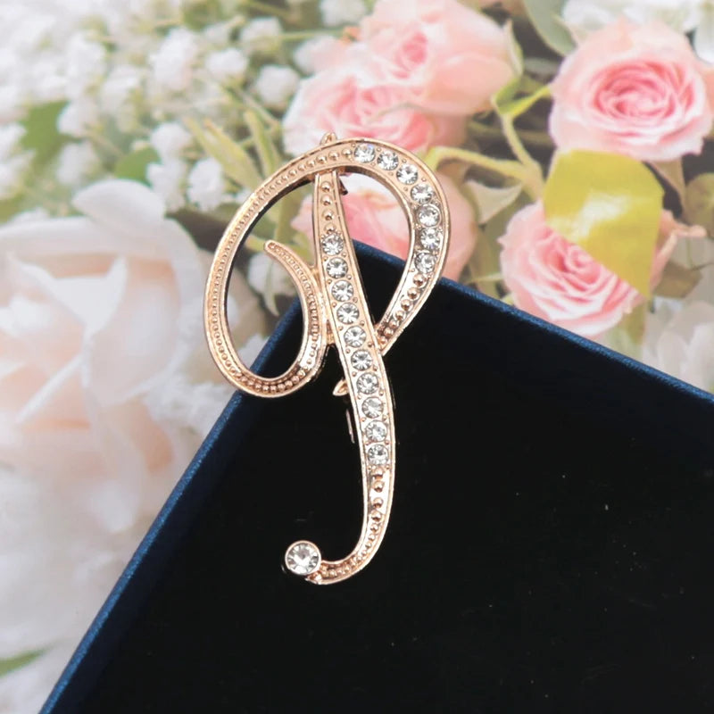 Fashion Women Rhinestone Brooch A-z English Letter Gold Metal Pins Qme P