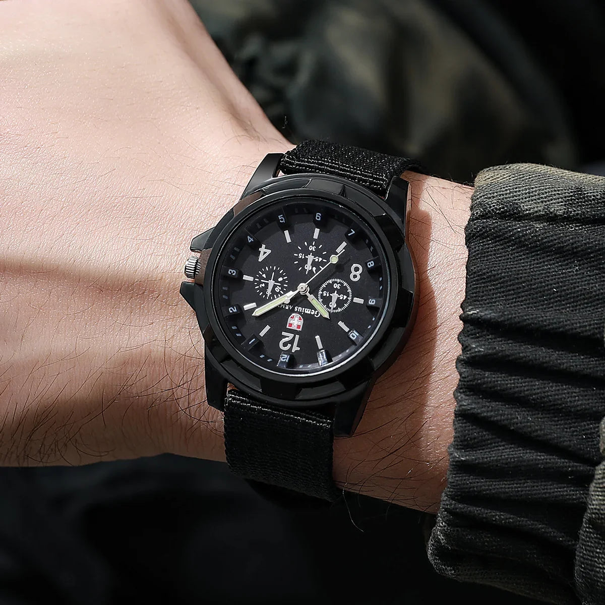 2026 Fashion Nylon Strap Men's Watch Military Style Glow-in-the-Dark Sports Watch for Men and Women Qme