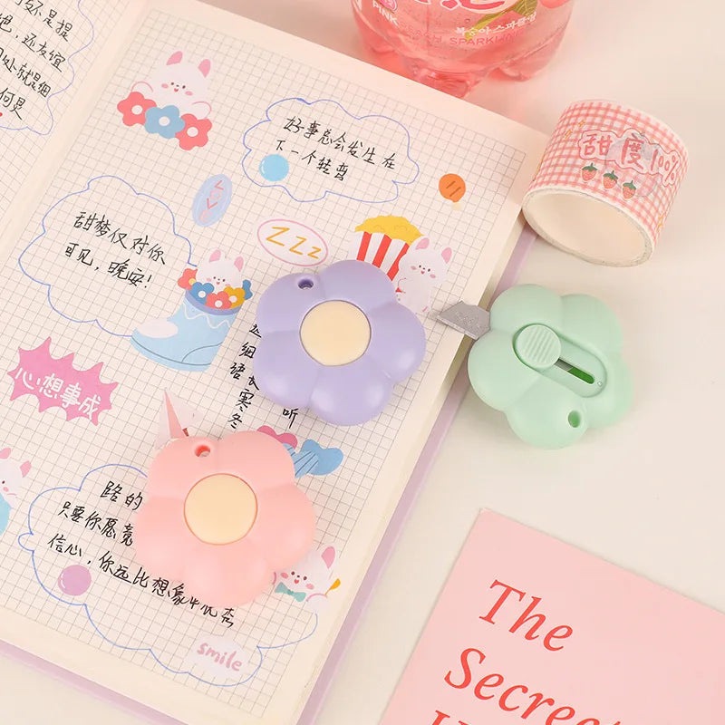 1-3pcs Cuter Mini Flowers Utility Knife Box Knife Paper Cutter Letter Opener Art Paper Cutter Kawaii Stationery Qme