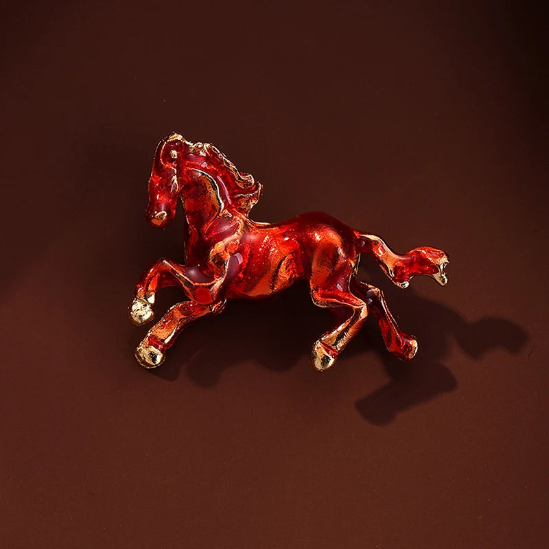 Classic Horse Brooches For Women Zodiac Animal Lapel Pins Casual Party Accessories New Year Gifts Friends Qme A1