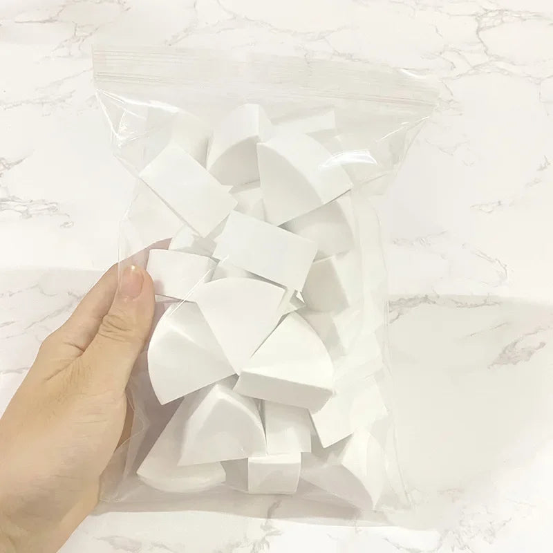 30pcs/bag Triangle Soft Makeup Sponge Face Foundation Concealer Cream Powder Blend Smearing Puff Cosmetic Tools Qme