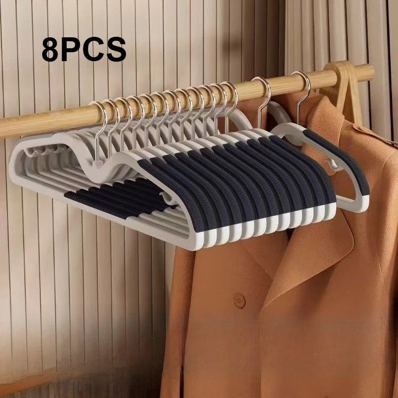 Non-Slip Clothes Hangers - Plastic Anti-Slip Hangers with Shoulder Grooves Space Saving Qme Black 8pcs