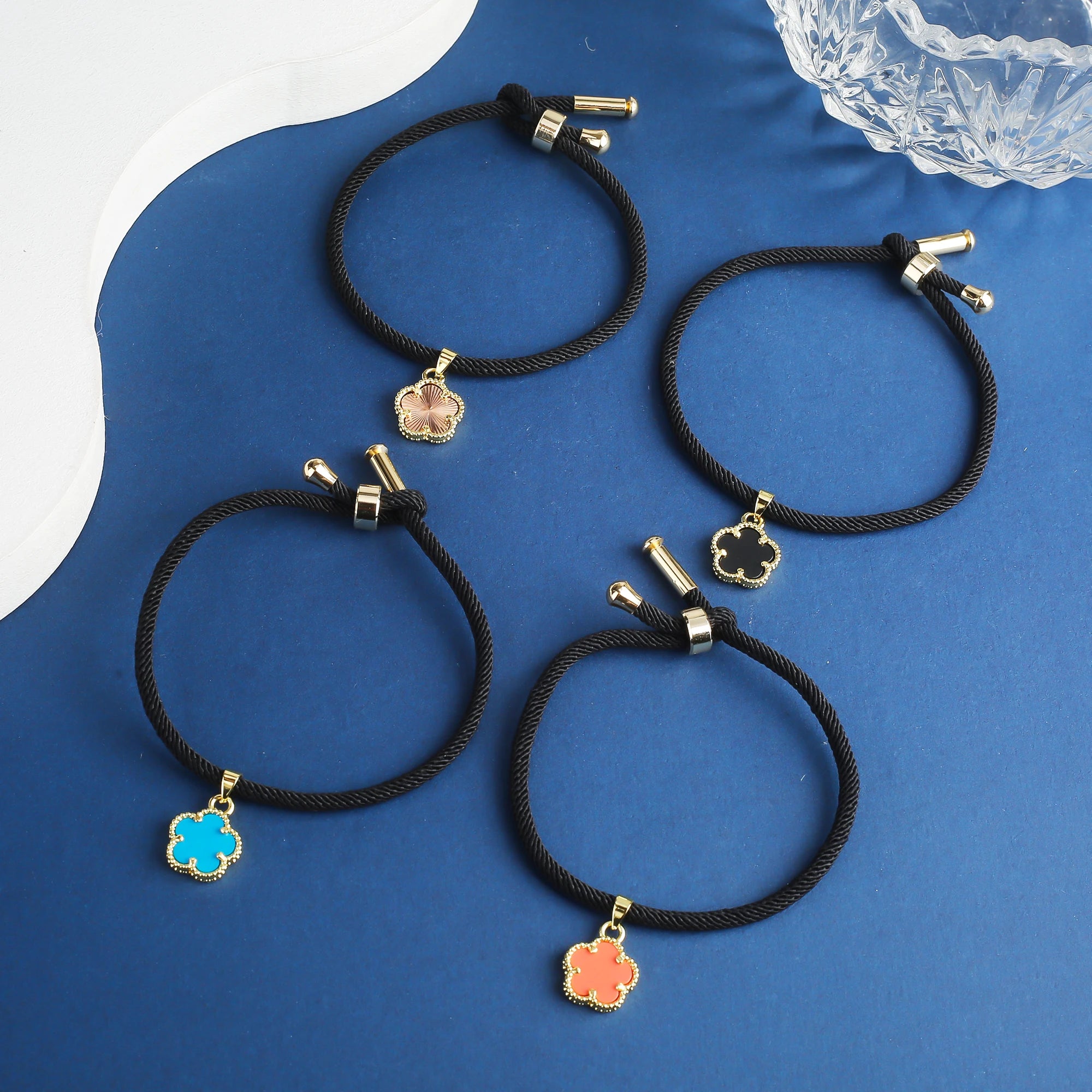 Simple Black Rope Braided Natural Stone Five Leaf Flower Bracelet Classic for Woman Girl High Quality Party Jewelry Gift Clover Qme