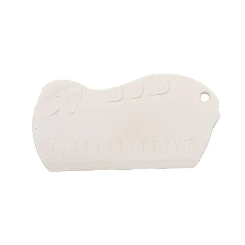 Graduated Plastic Dough Scraper Convenient Practical Kitchen ToolCC11 Qme White