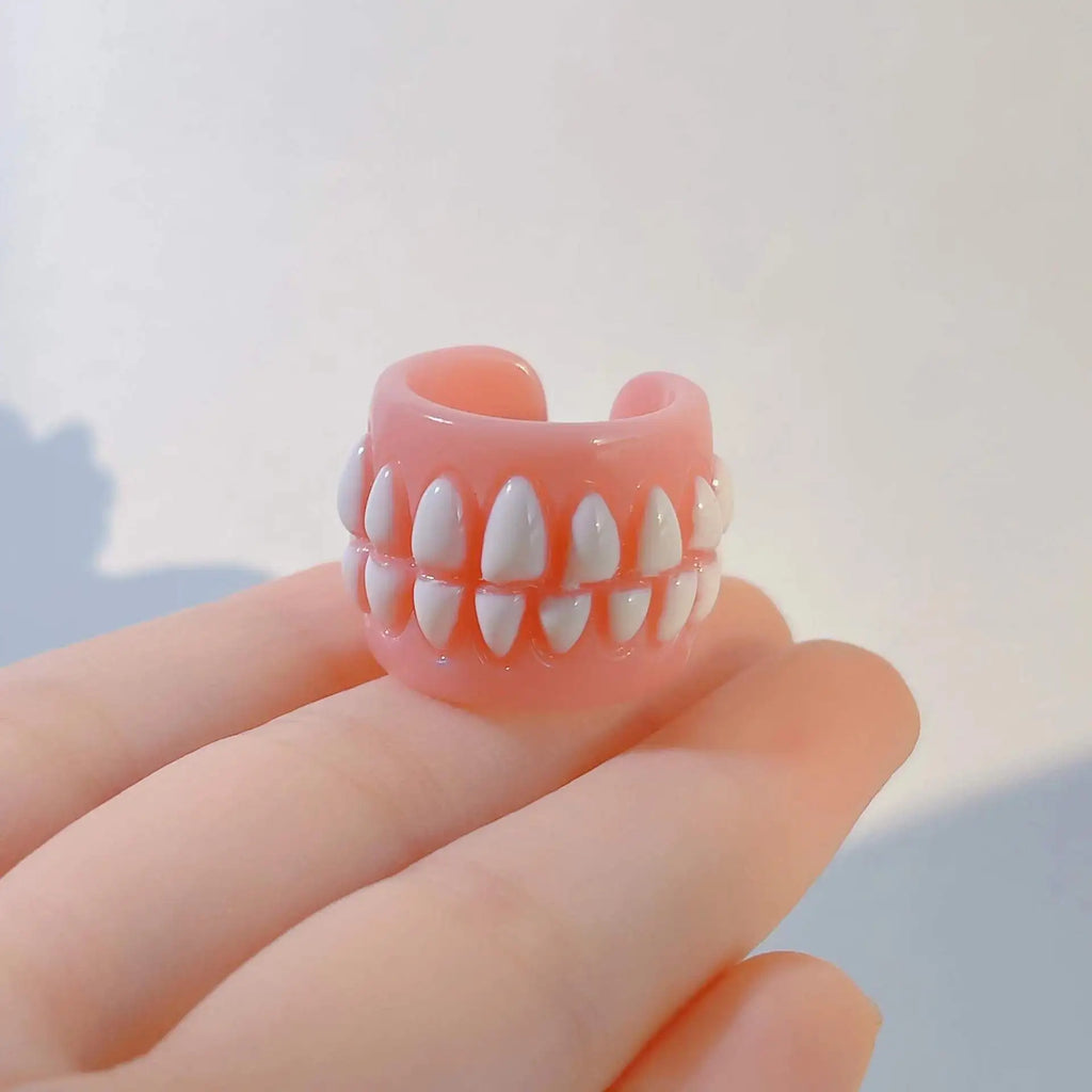 2026 Creative Design Teeth Brackets Lovely Resin Rings for Women Men Open Lover Rings Gothic Ring Jewelry Accessories Gift Qme