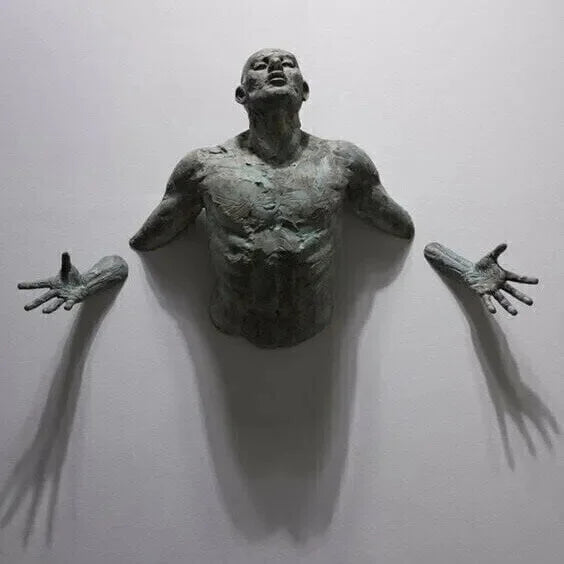 3D Through Wall Figure Sculpture Resin Electroplating Imitation Copper Abstract Character Ornament Statue Living Room Home Decor Qme D6