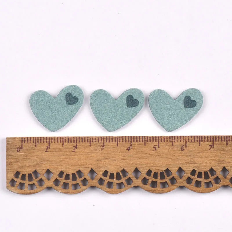 50Pcs Heart Pattern Love Embossing Leather Labels Clothes DIY Sewing Accessories Garment Supplies Banner Handwork Tags c3508 Qme 7