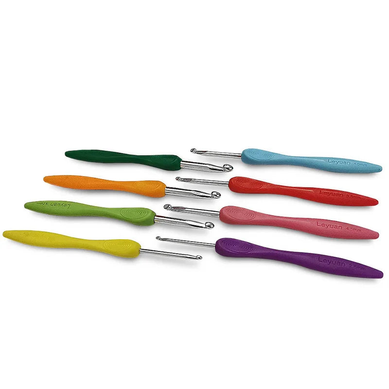 8Pcs/set 2.5-6.0mm Aluminum Crochet Needles Cushioned Handles Knitting Needles. Qme