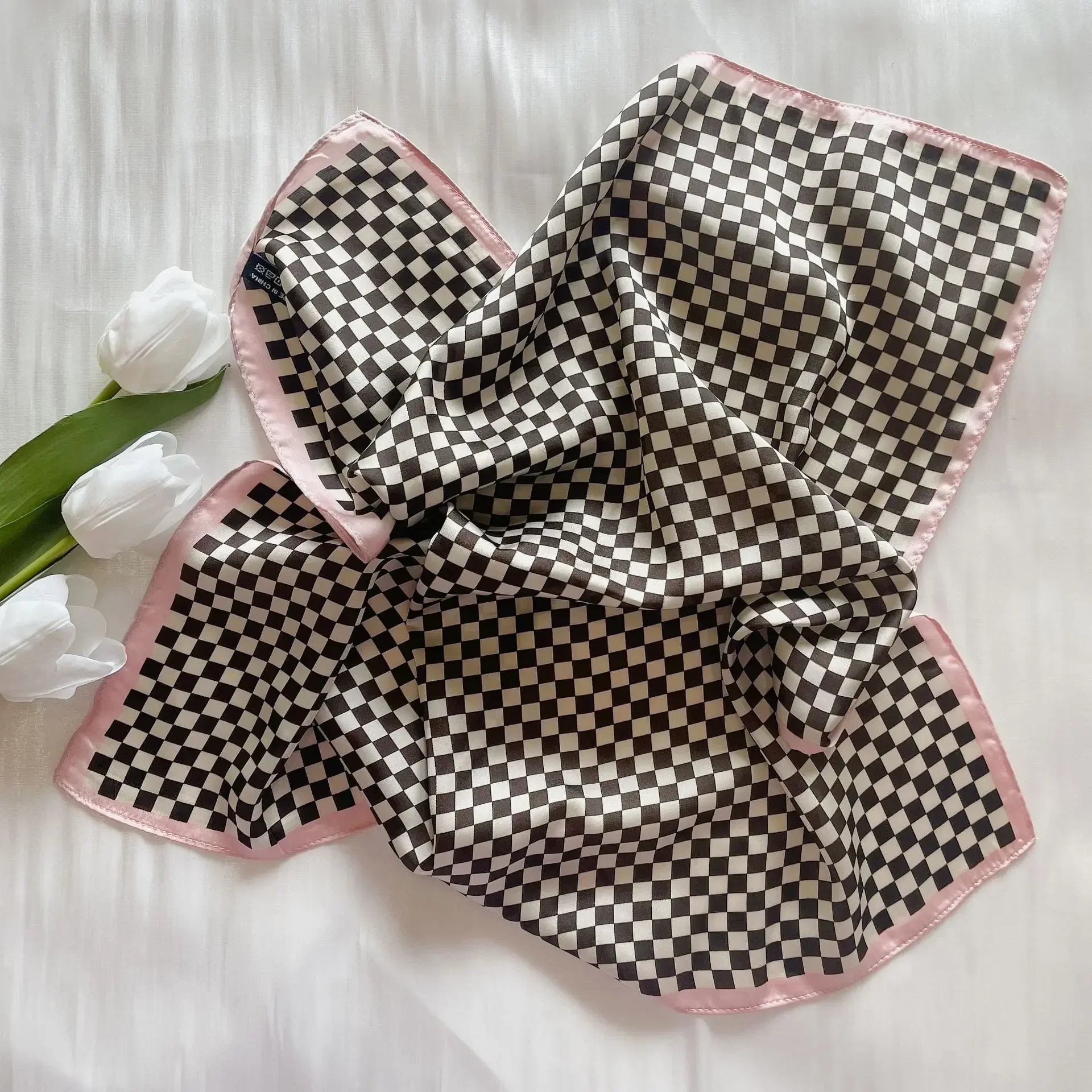 Women Silk Black and White Stripes Square Scarf Luxury Brand Female Beach Stoles Square Scarf Versatile for Spring Sum Qme FB