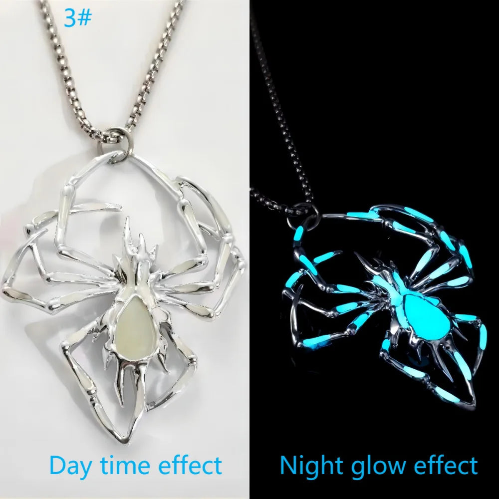 Halloween Creative 3D Luminous Spider Necklace Fashion Alloy Luminous Insect Pendant Necklace Wholesale Qme blue green 60cm