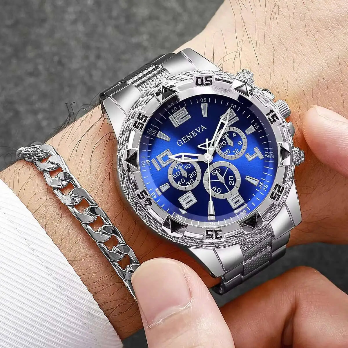 4PCS Large dial men's steel strap watch fashionable business white light glass digital quartz watch set Qme