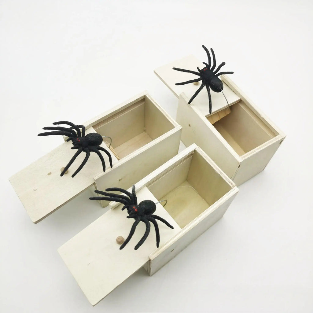 Tricky Toy Simulation Spider Wooden Box Spoof Insect Spider Box Creative Haunted House Horror Scene Layout Small Wooden Box Qme