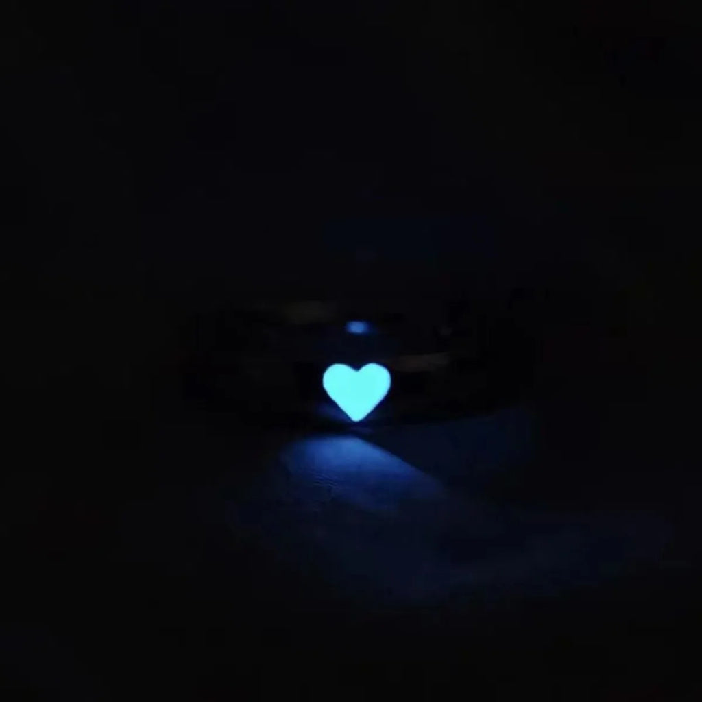 Blue Pink Luminous Ring for Couple Creative Love Heart Index Finger Ring Glowing in The Dark Rings Jewelry Valentine's Day Gift Qme
