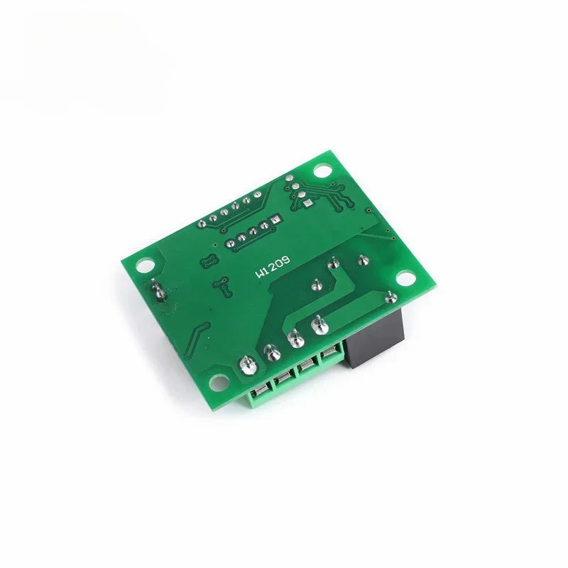 5pcs W1209 -50-110C DC 12V Digital Temperature Controllear Thermostat Temperature Control Thermostat Switch Plate W1209 Case Qme