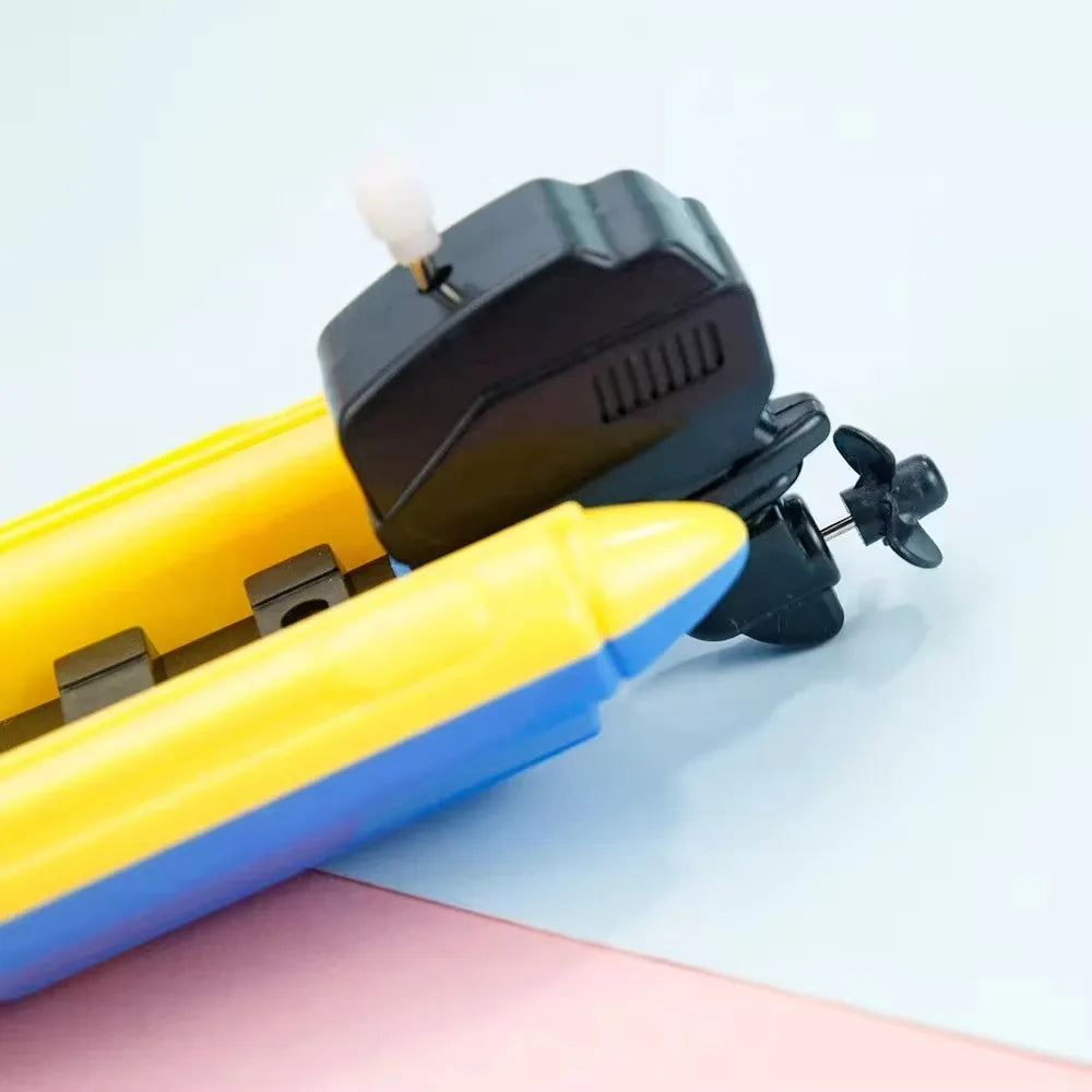 Speed Boat Clockwork Toys Ship Wind Up Toy Float Water Kids Classic Qme