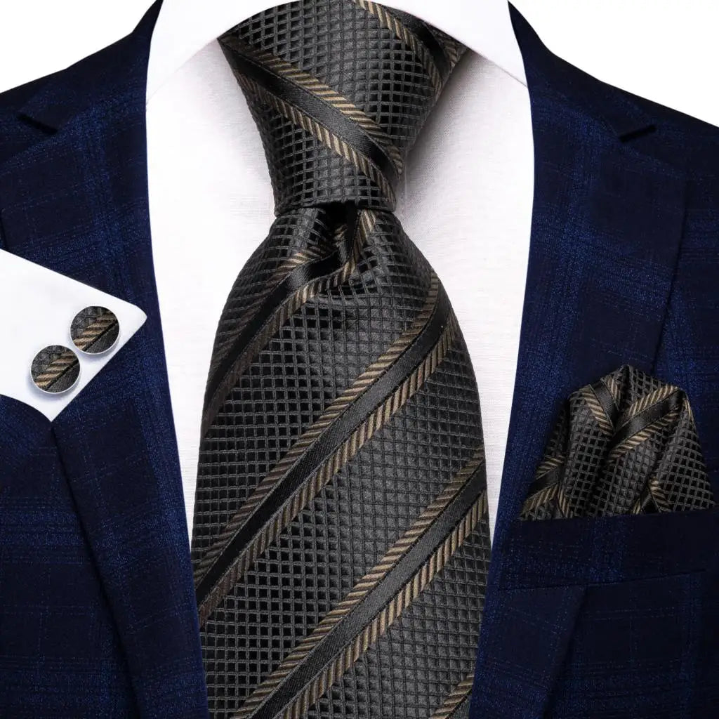 Hi-tie Smoke Grey Tie Men Elegant Mens Necktie Pocket Square Cufflink Qme 3753