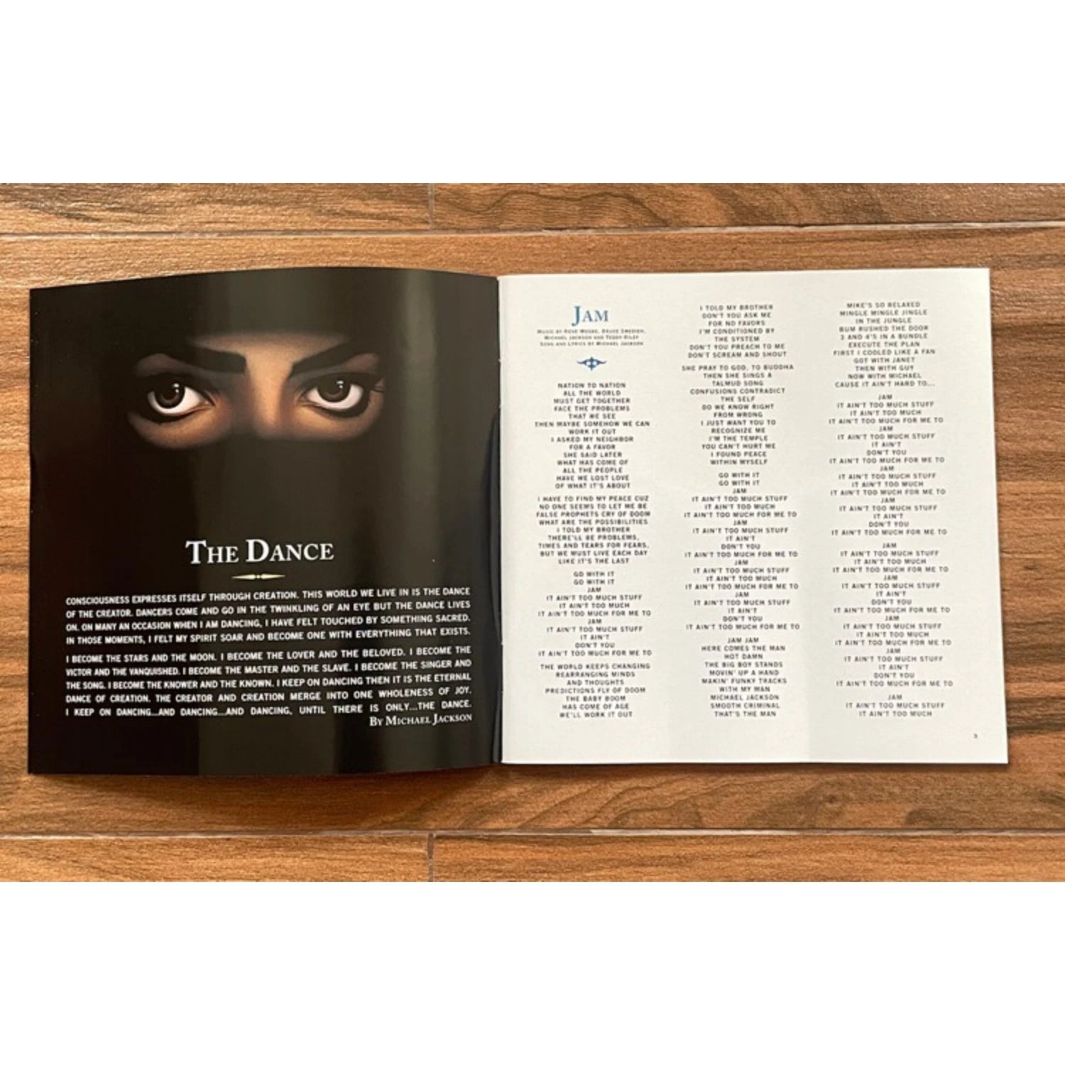 Classic Pop Dance CD, Featuring Tracks Including Black or White , Conveying Stage-Level Music Tension and Humanistic Care Qme