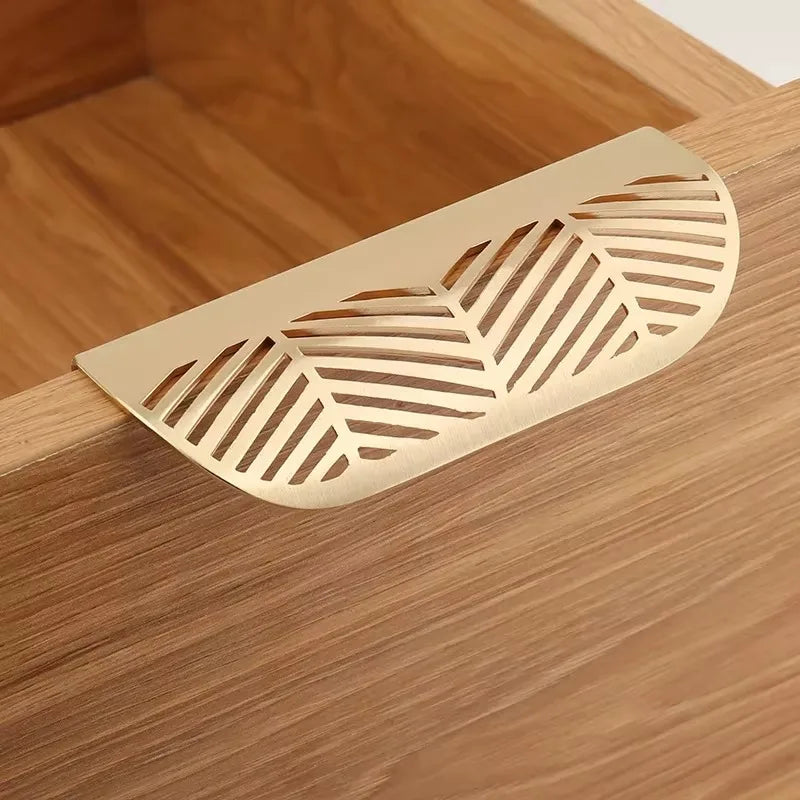 Leaf-shaped Modern Furniture Drawer Brass Handles Wardrobe Knob Door Qme