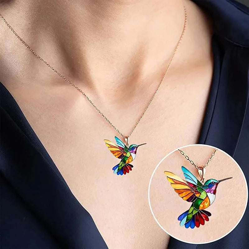 Elegant Hummingbird Necklace Women Exquisite Alloy Pendant Jewelry Qme