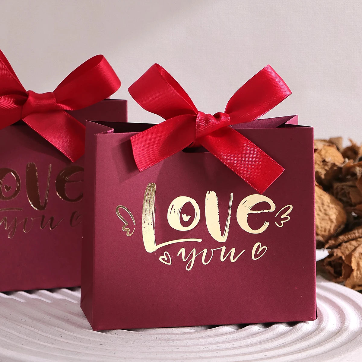 Set of 10 Elegant Mini Gift Boxes - “Love” Design for Candies, Chocolates and Small Gifts - Perfect for Weddings, Bridal Showers Qme