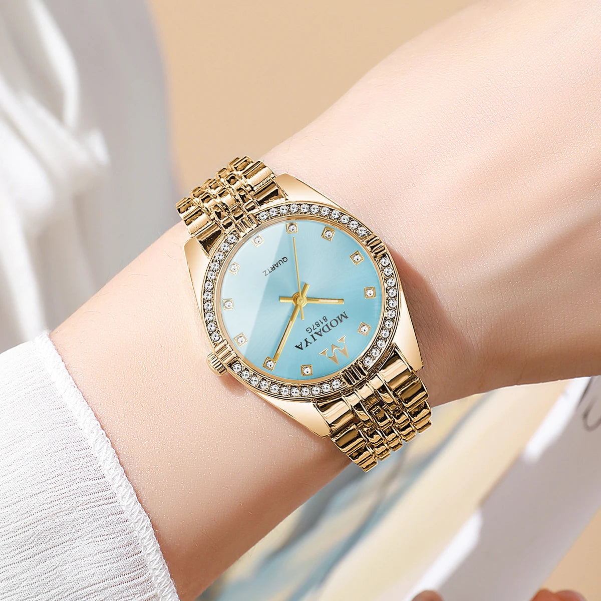 Luxury Women's Quartz Watch, Rose Gold Tone with Crystal Bezel, Light Blue Dial, Elegant Style Qme