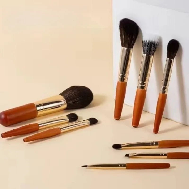 Mini 9pcs Pack Makeup Brush Set Novice Portable Travel Complete Set Soft Fur Makeup Brush Beginner Makeup Brushes With Brush Bag Qme
