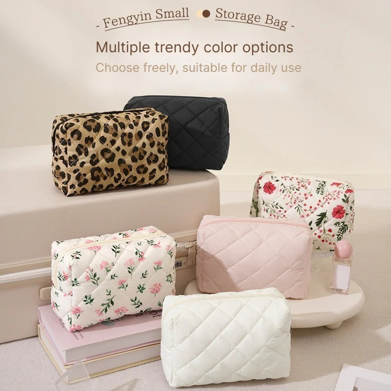 B Floral Printed Lipstick Storage Makeup Bag Women's Cosmetic Bag Beauty Organizer Case Travel Makeup Pouch Toiletry Organizer Qme
