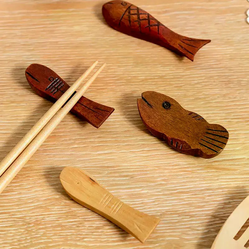 Creative Japanese Chopsticks Holder Wooden Chopstick Pillow Spoon Qme