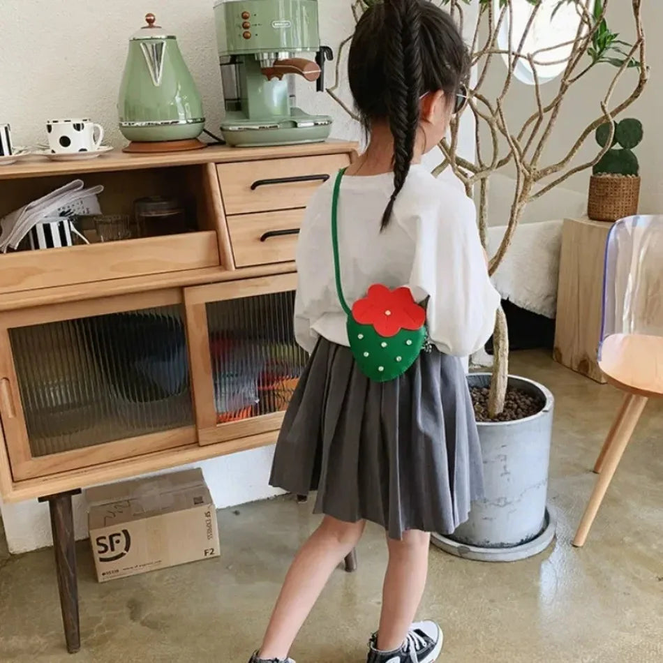 Kids Girls Cute Cartoon Strawberry Mini Coin Purse Princess Messenger Qme