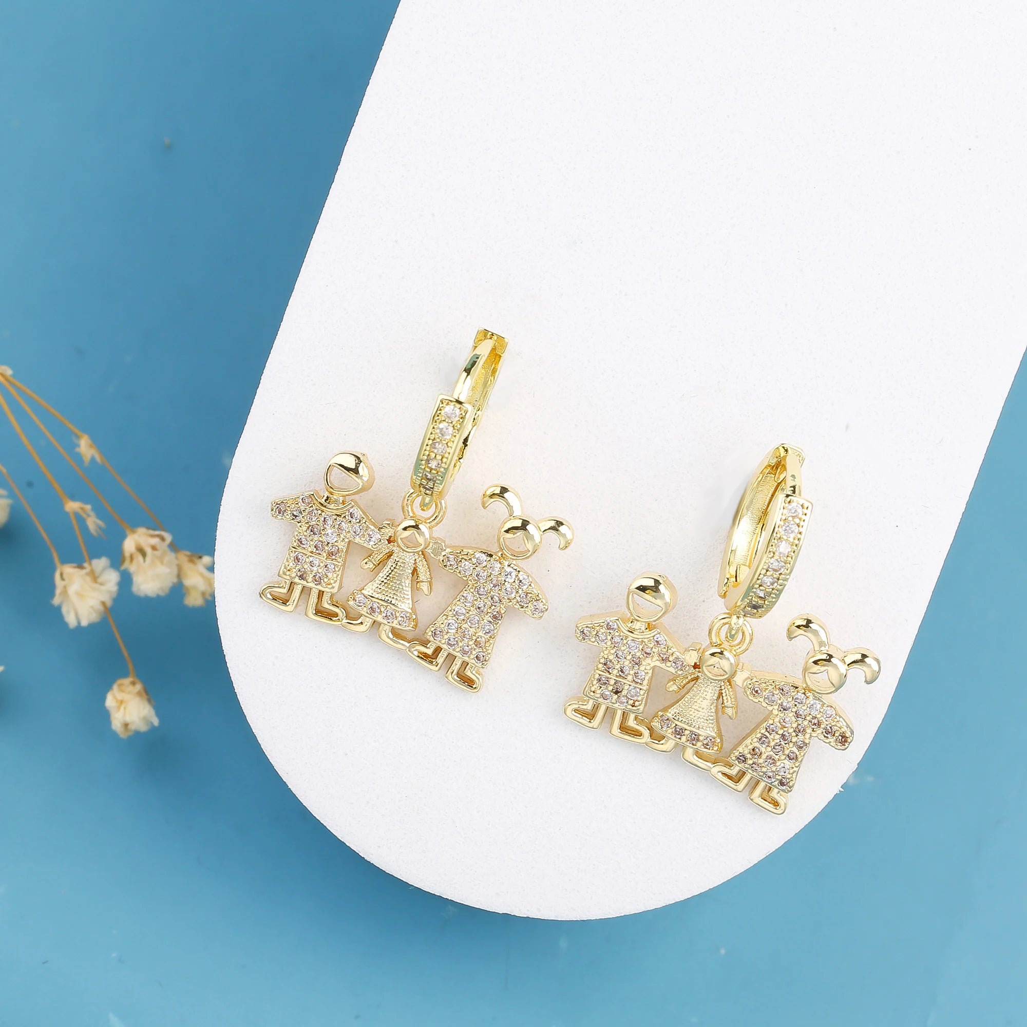 4 Style Shiny Colorful Zirconia Boys Girls Theme Character Earrings Hip Hop for Women Daily Party Crystal Jewelry Wholesale Qme 3
