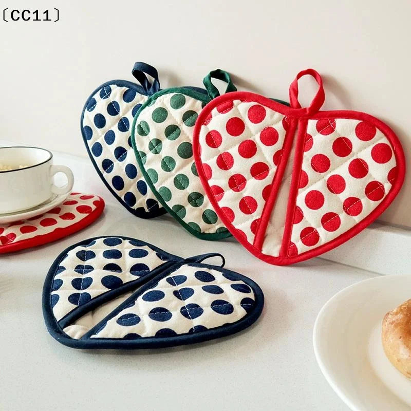 Heart-shaped Hand Clip Heat Insulation Pad Coaster Anti-scalding Qme