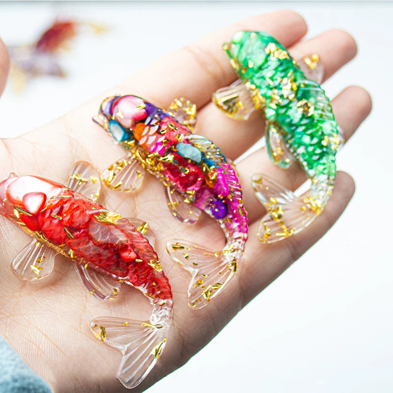Crystal Stone Gravel Lucky Koi Fish Figurine Resin Mini Quartz Fancy Carp Statue Home Decor Desk Ornament Gift Qme